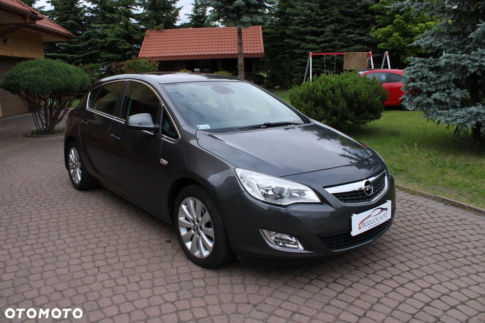 Opel Astra 1.6 Cosmo - 10