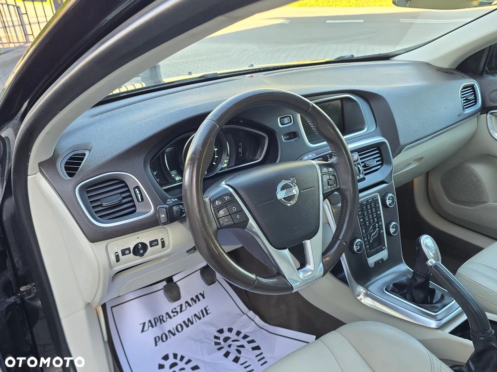 Volvo V40 Cross Country D3 - 29