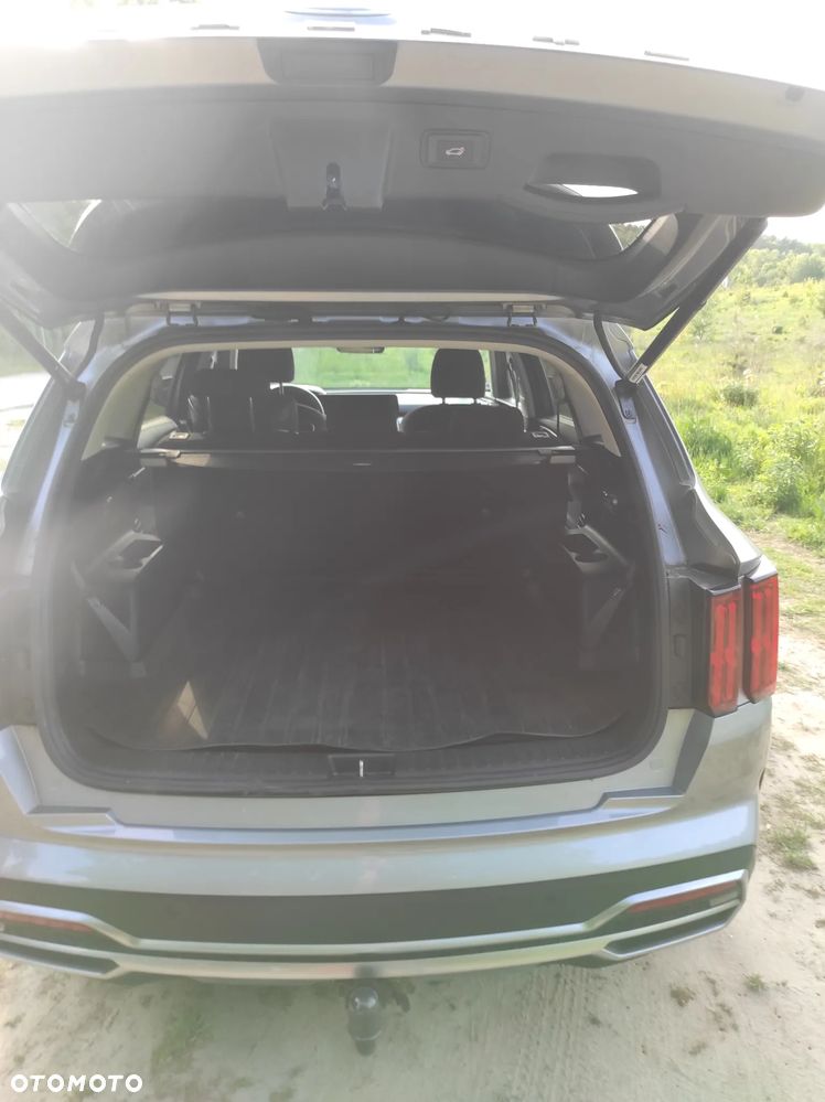 Kia Sorento 1.6 T-GDI HEV L 7os - 13