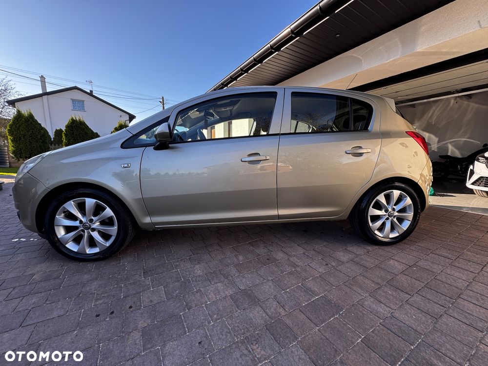 Opel Corsa 1.2 16V - 23