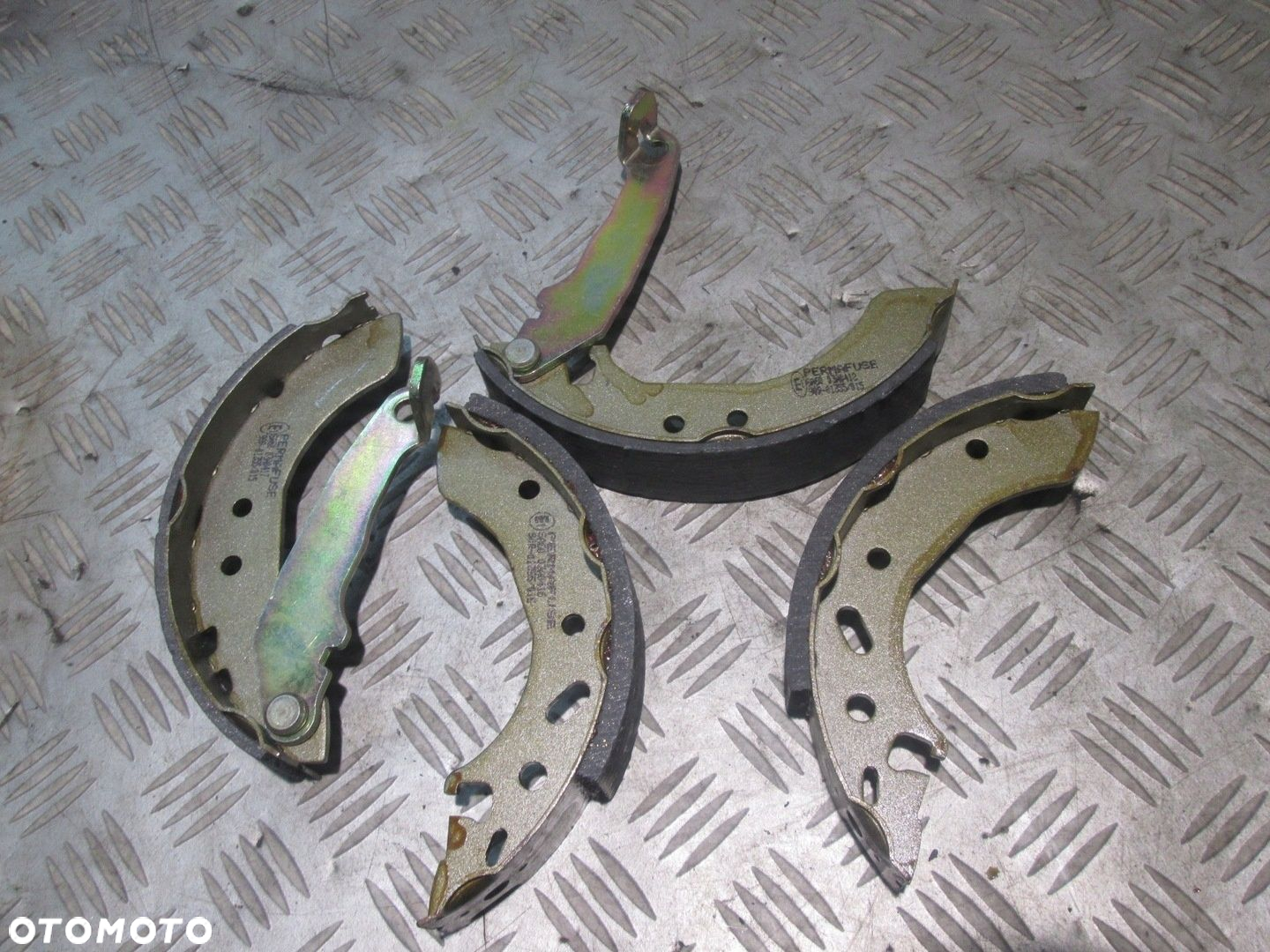 SZCZĘKI HAMULCOWE FORD ORION ESCORT 1.1 BEZ ABS PERMAFUSE NOWE - 2