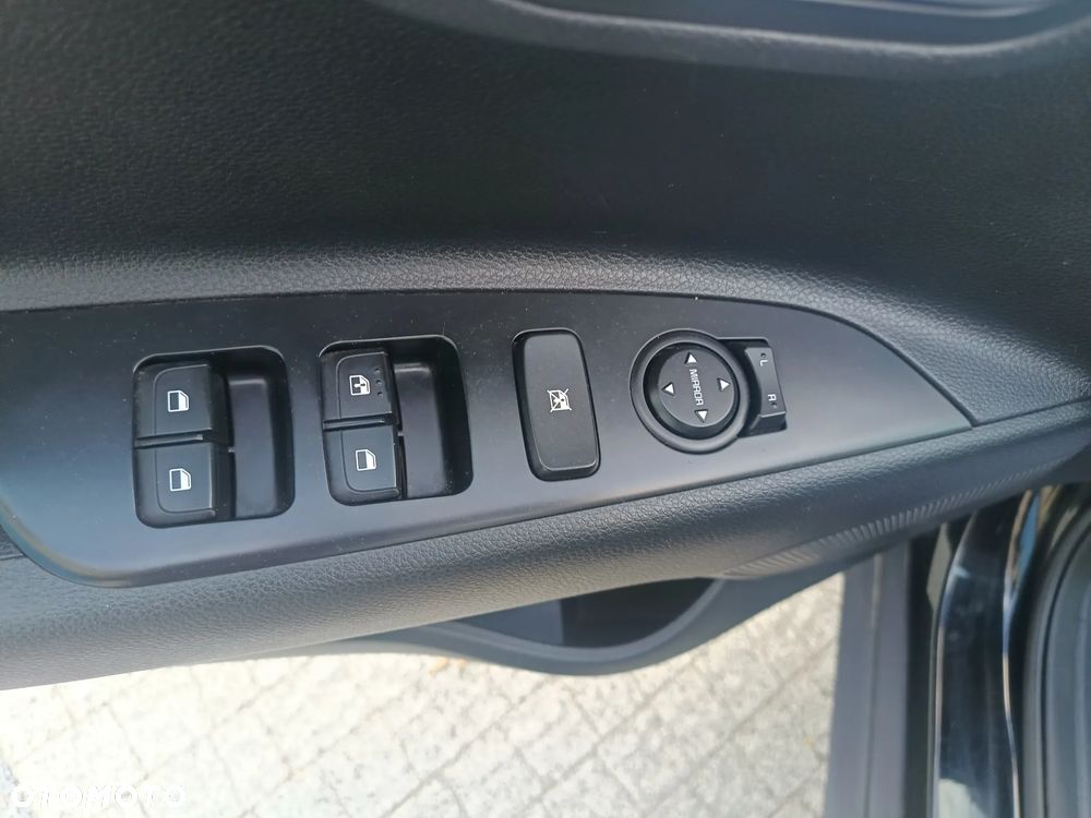 Kia Stonic 1.6 CRDi Spirit - 24