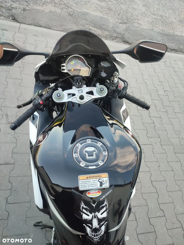 Honda CBR - 31
