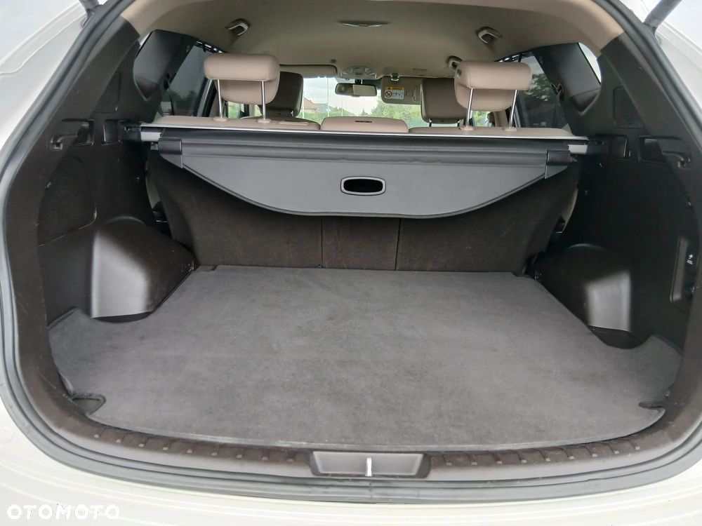 Hyundai Santa Fe 2.2 CRDI Premium - 23