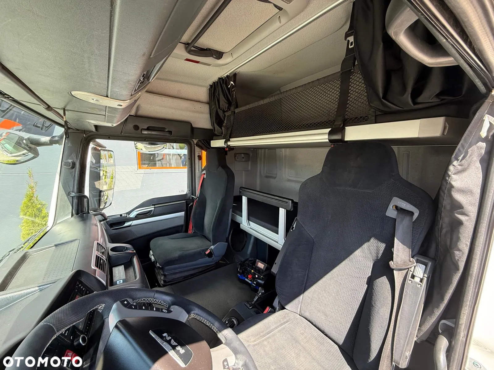 MAN TGS TGX 26.400 // E6 // 6x2 // platforma + FASSI F455RA.2.25 // Do przewozu kontenerów dzwig żuraw HDS kran crane laweta - 36