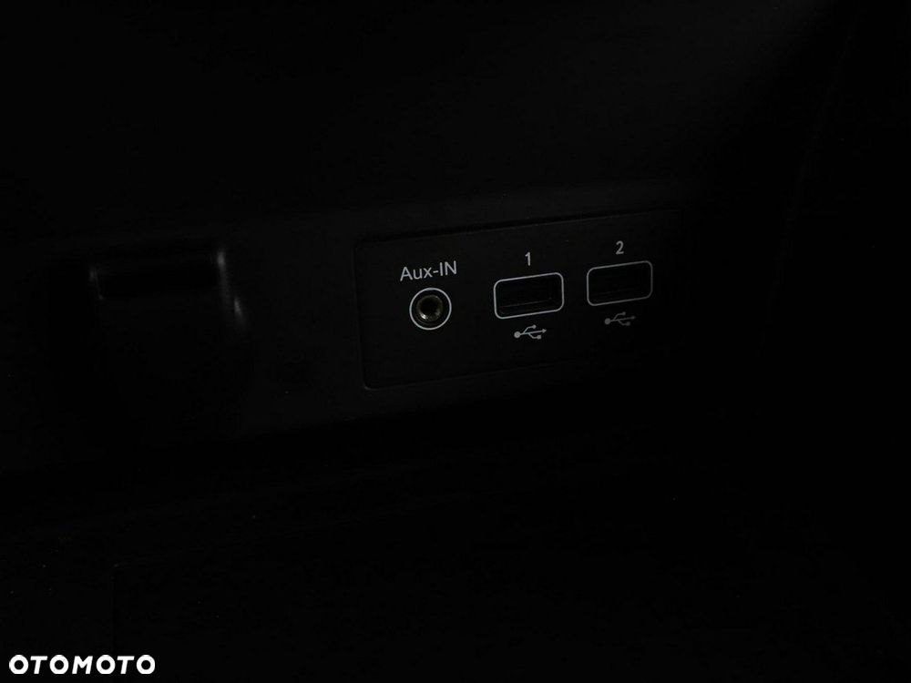 Renault Captur TCe Mild Hybrid 140 TECHNO - 29