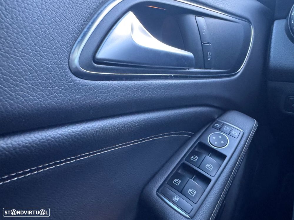 Mercedes-Benz GLA 180 CDI Urban Aut. - 14