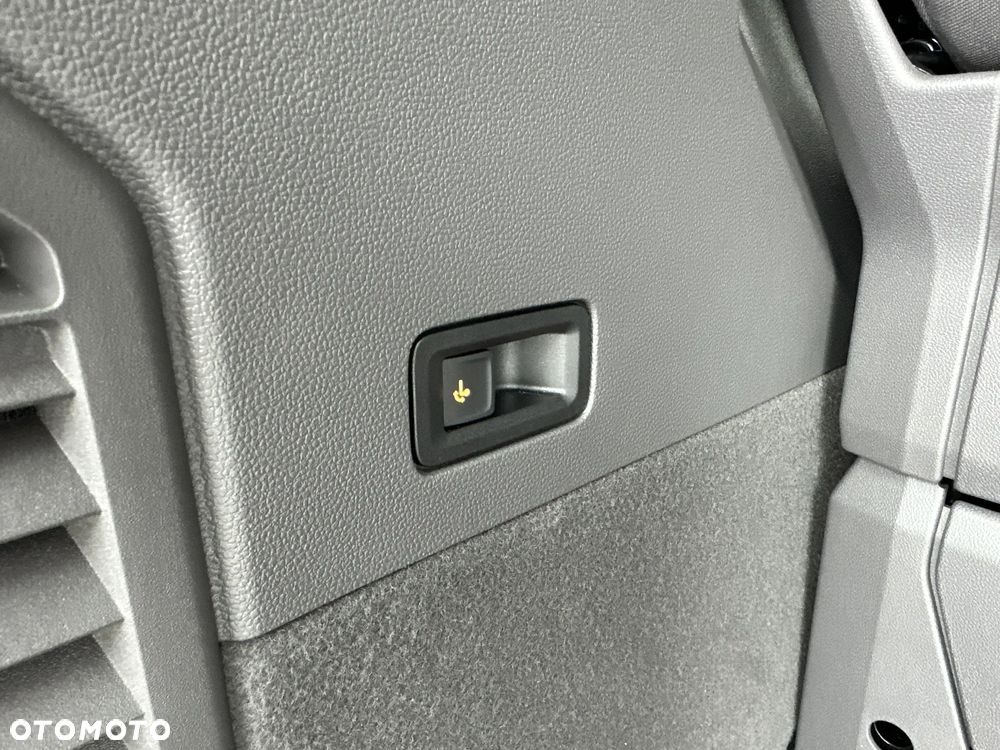 Volkswagen Multivan 2.0 TDI L1 Edition DSG - 19