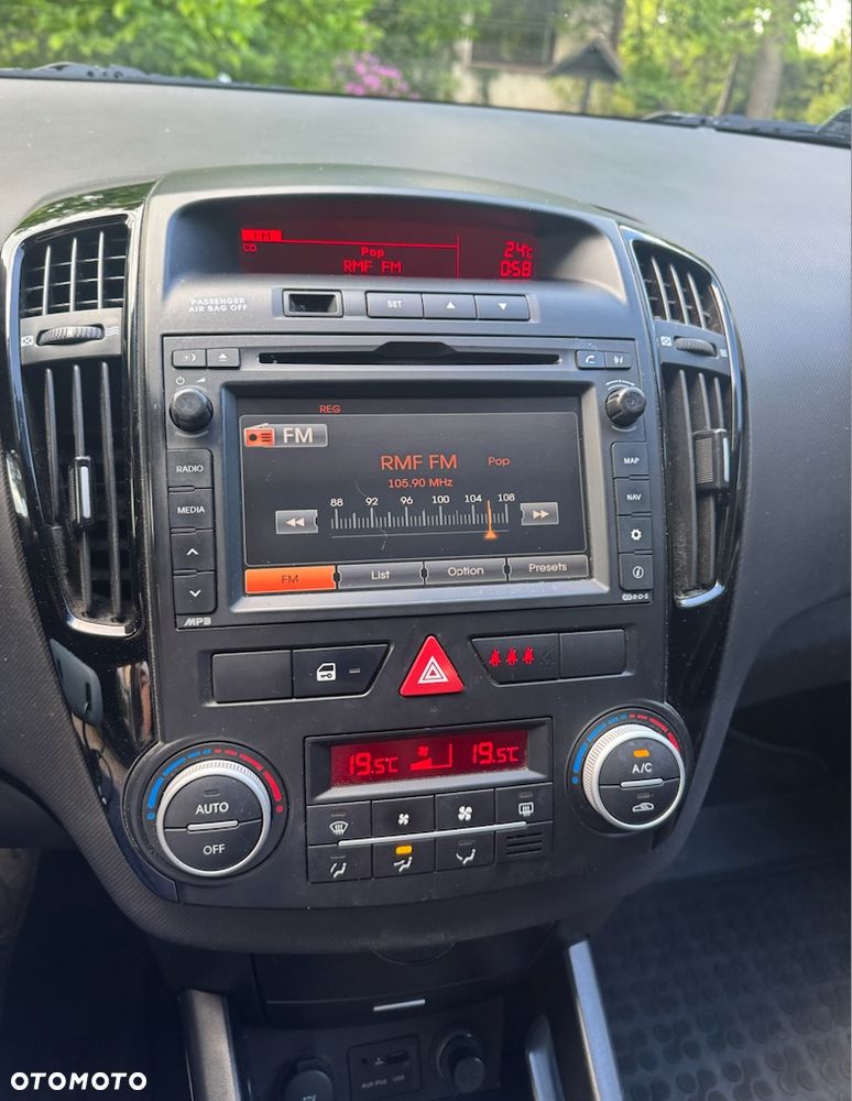 Kia Ceed - 5