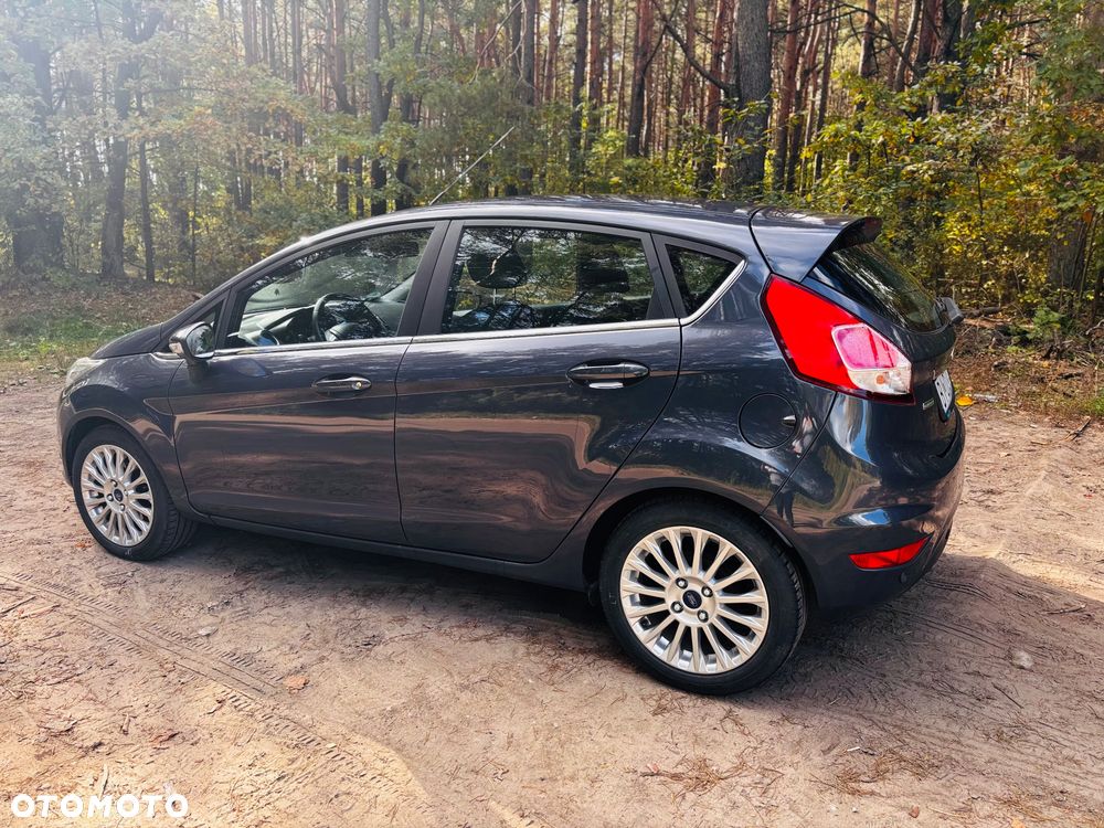 Ford Fiesta 2013 photo 3