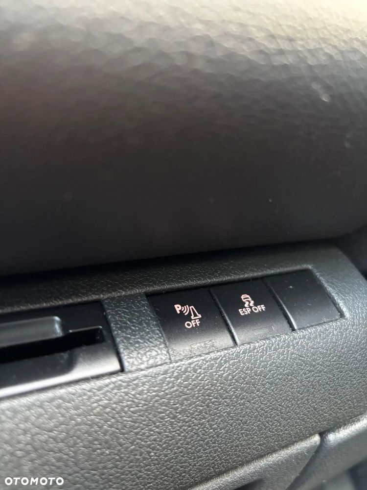 Peugeot 3008 - 16