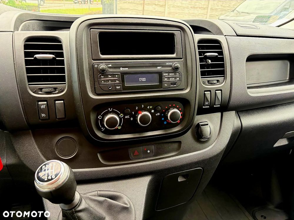 Renault Trafic - 17