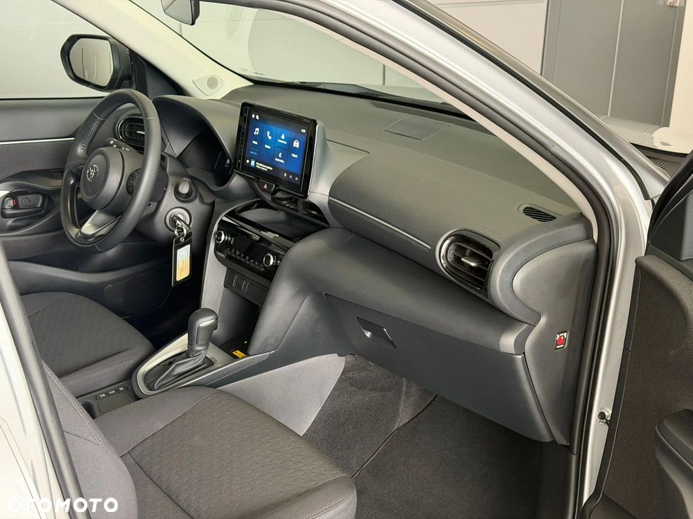 Toyota Yaris - 18