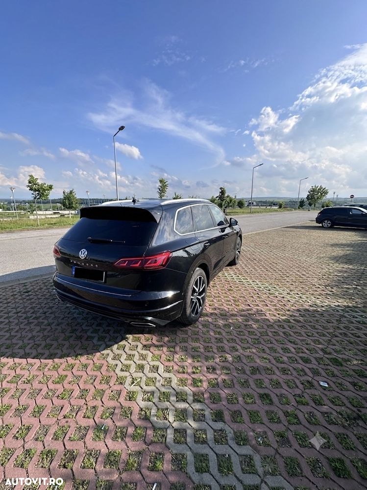Volkswagen Touareg V6 TDI R-Style - 4
