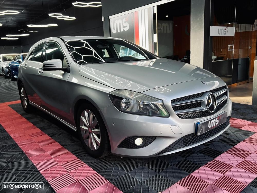 Mercedes-Benz A 180 d Urban - 2