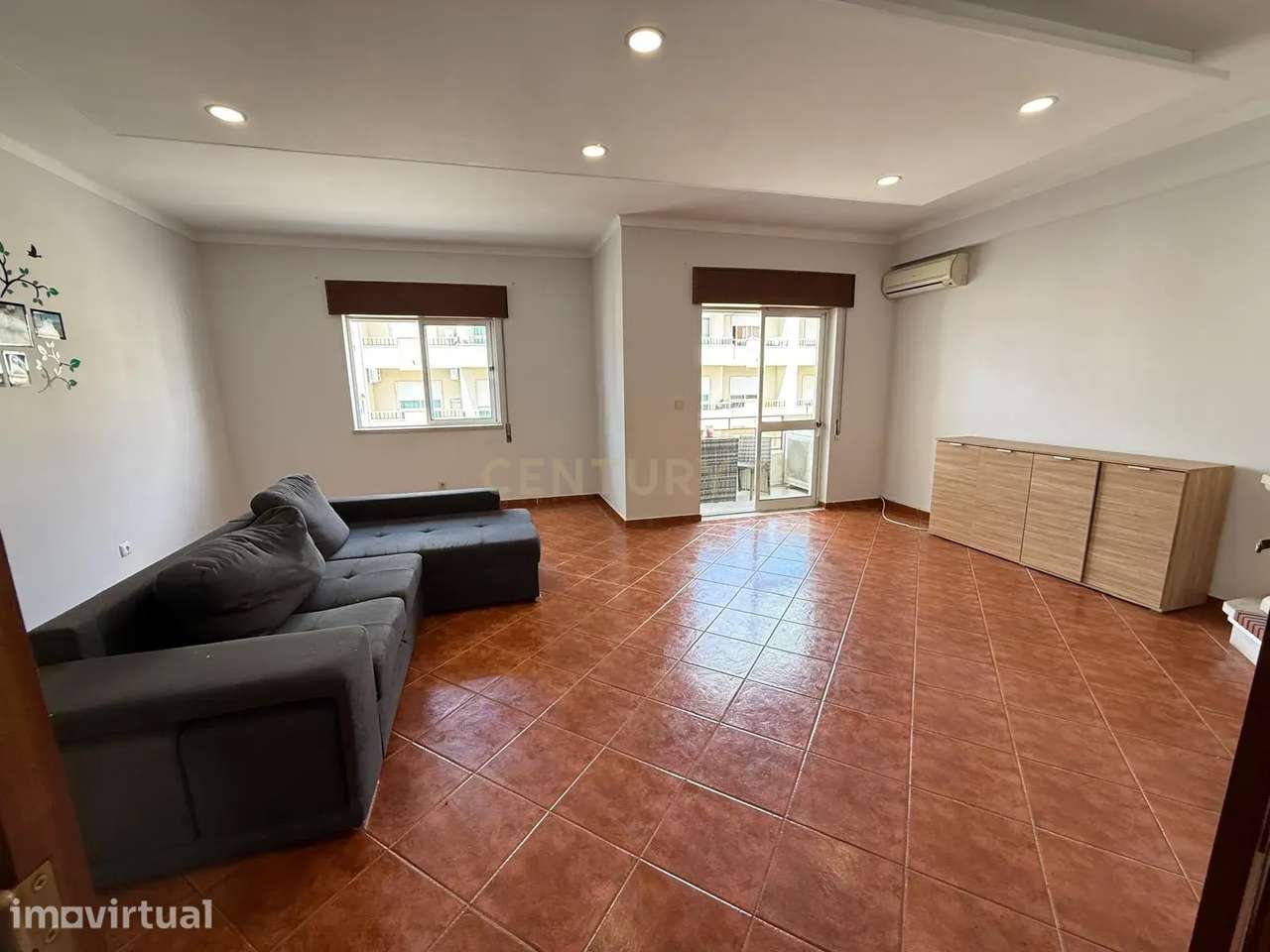 Apartamento T3 com Garagem e  Arrecadação em Abrantes, Santarém - Grande imagem: 2/20