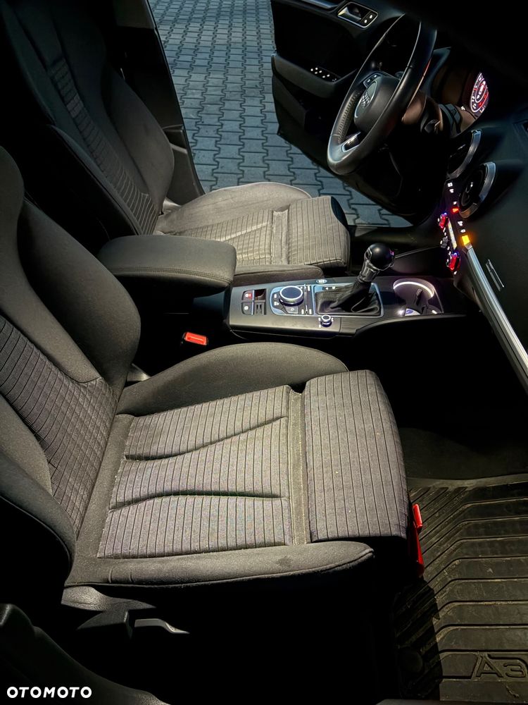 Audi A3 Sportback 1.5 TFSI S tronic - 13