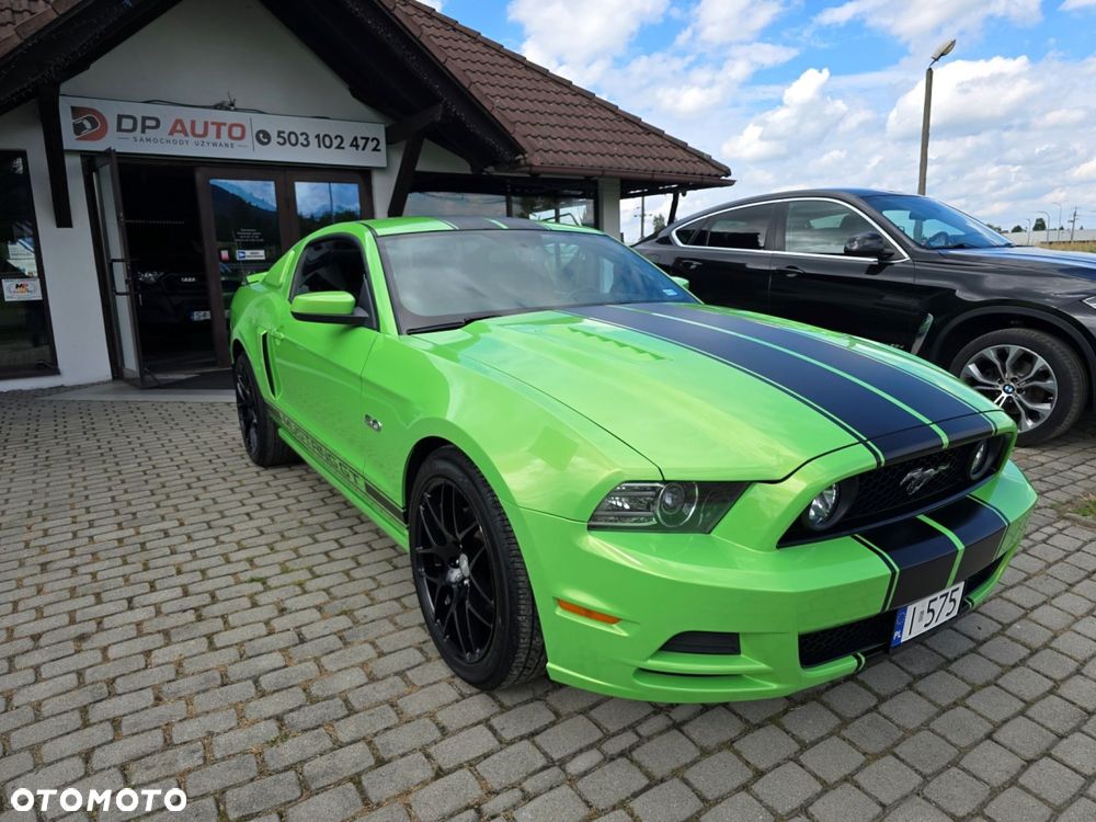 Ford Mustang - 2