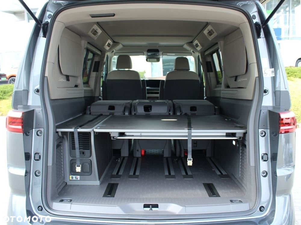 Volkswagen California - 11