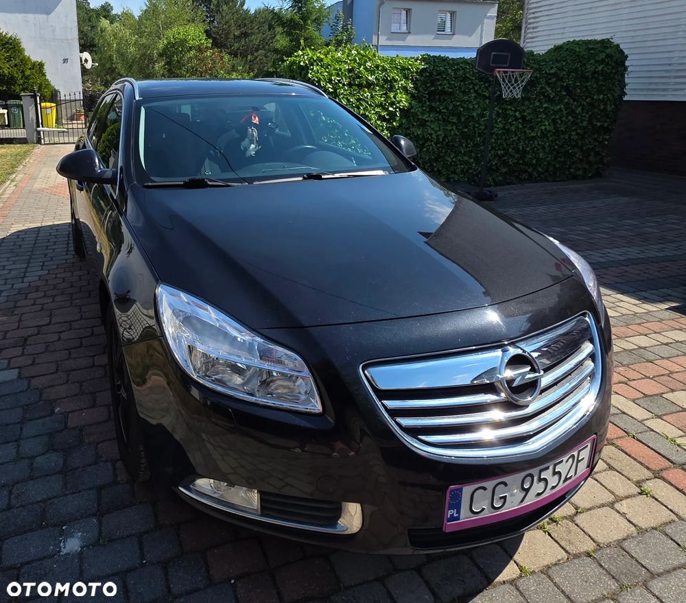 Opel Insignia 2.0 T Cosmo - 1