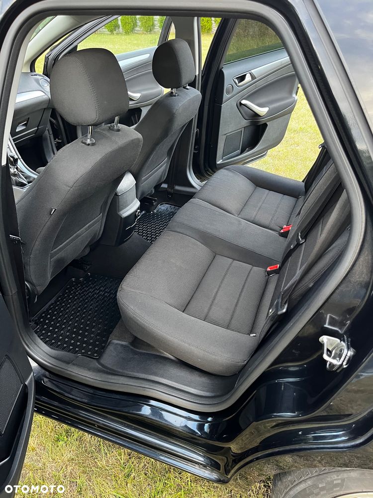 Ford Mondeo - 15