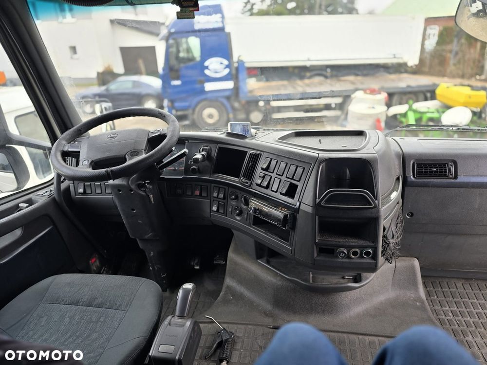 Volvo FH13 - 8