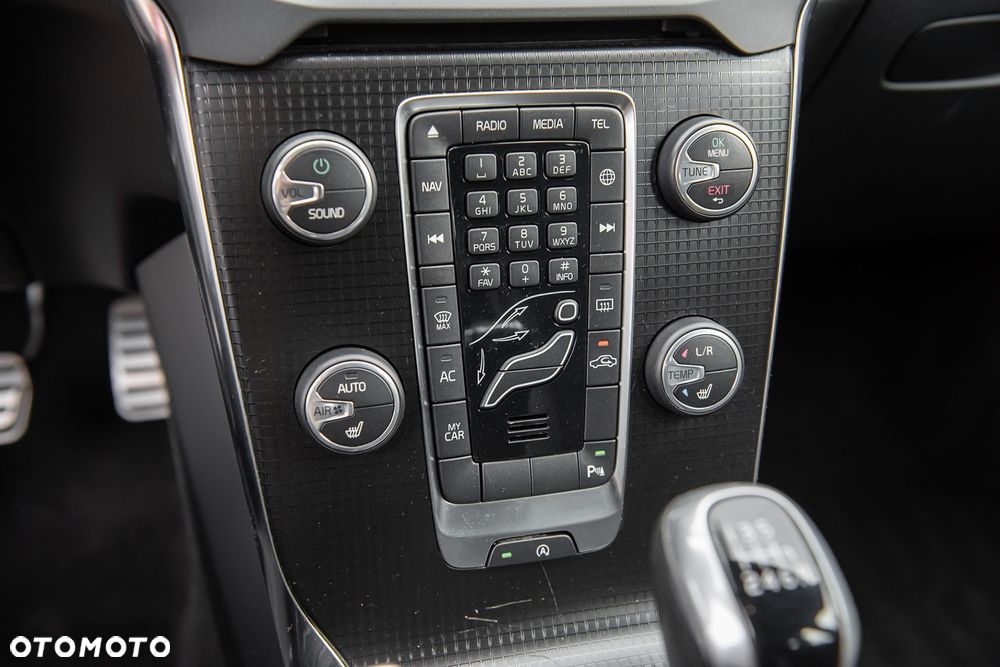 Volvo V40 D2 RDesign - 28