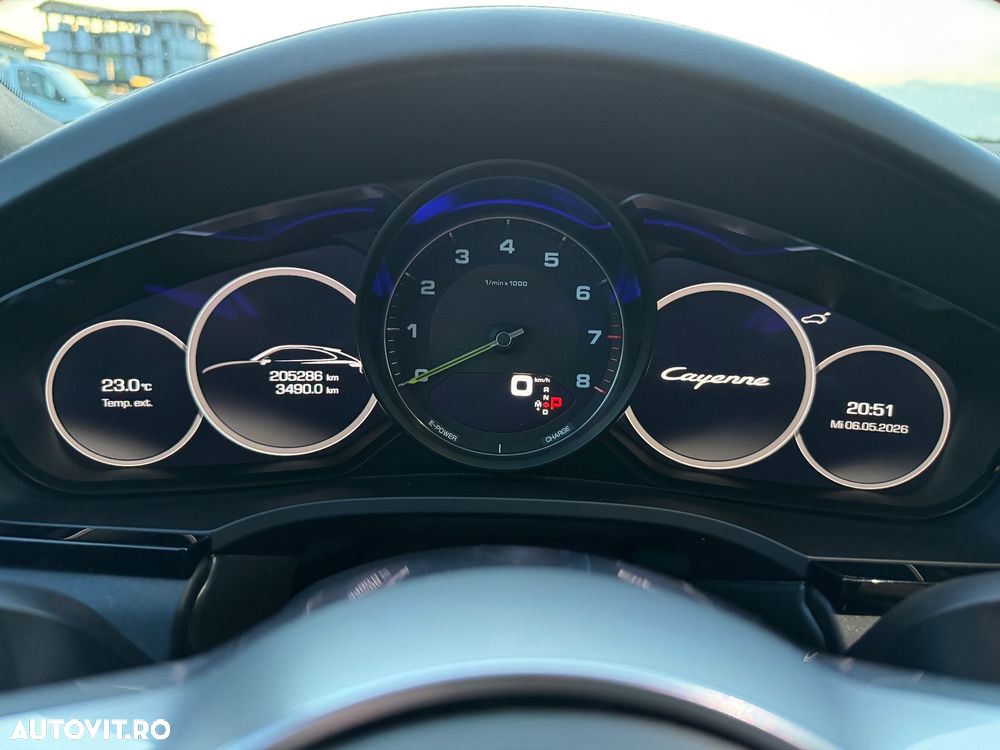 Porsche Cayenne Coupe E-Hybrid Tiptronic S Platinum Edition - 10