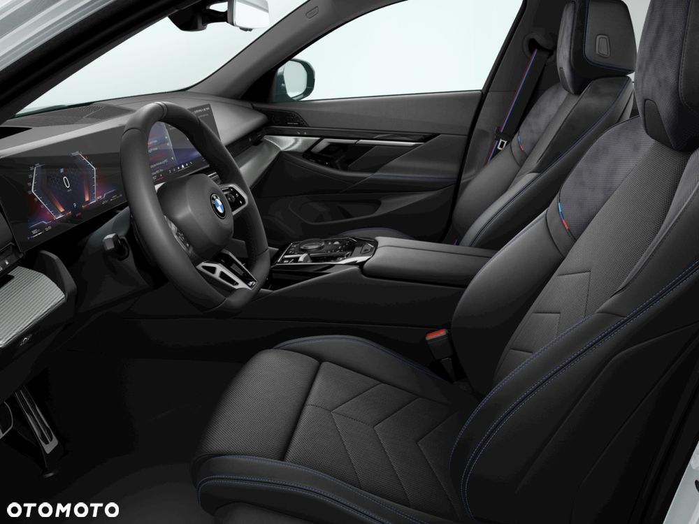 BMW Seria 5 520d xDrive mHEV M Sport Edition - 7