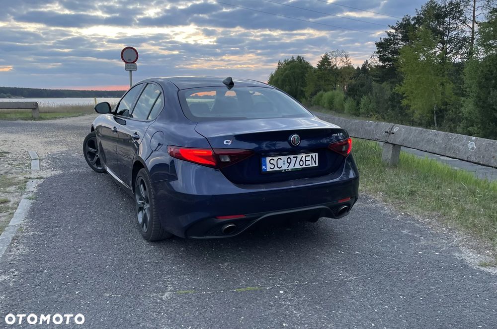 Alfa Romeo Giulia - 9
