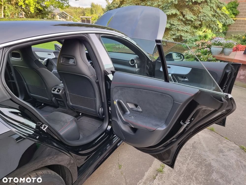 Mercedes-Benz CLA 200 d 8G-DCT Progressive - 12