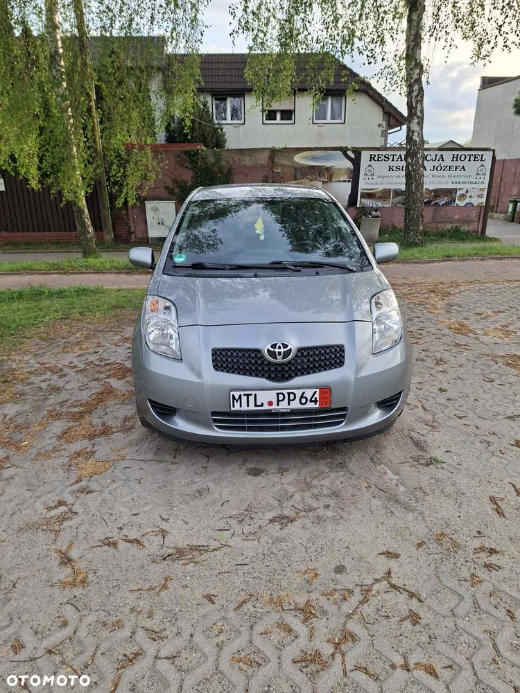 Toyota Yaris 1.3 Sol MM - 1