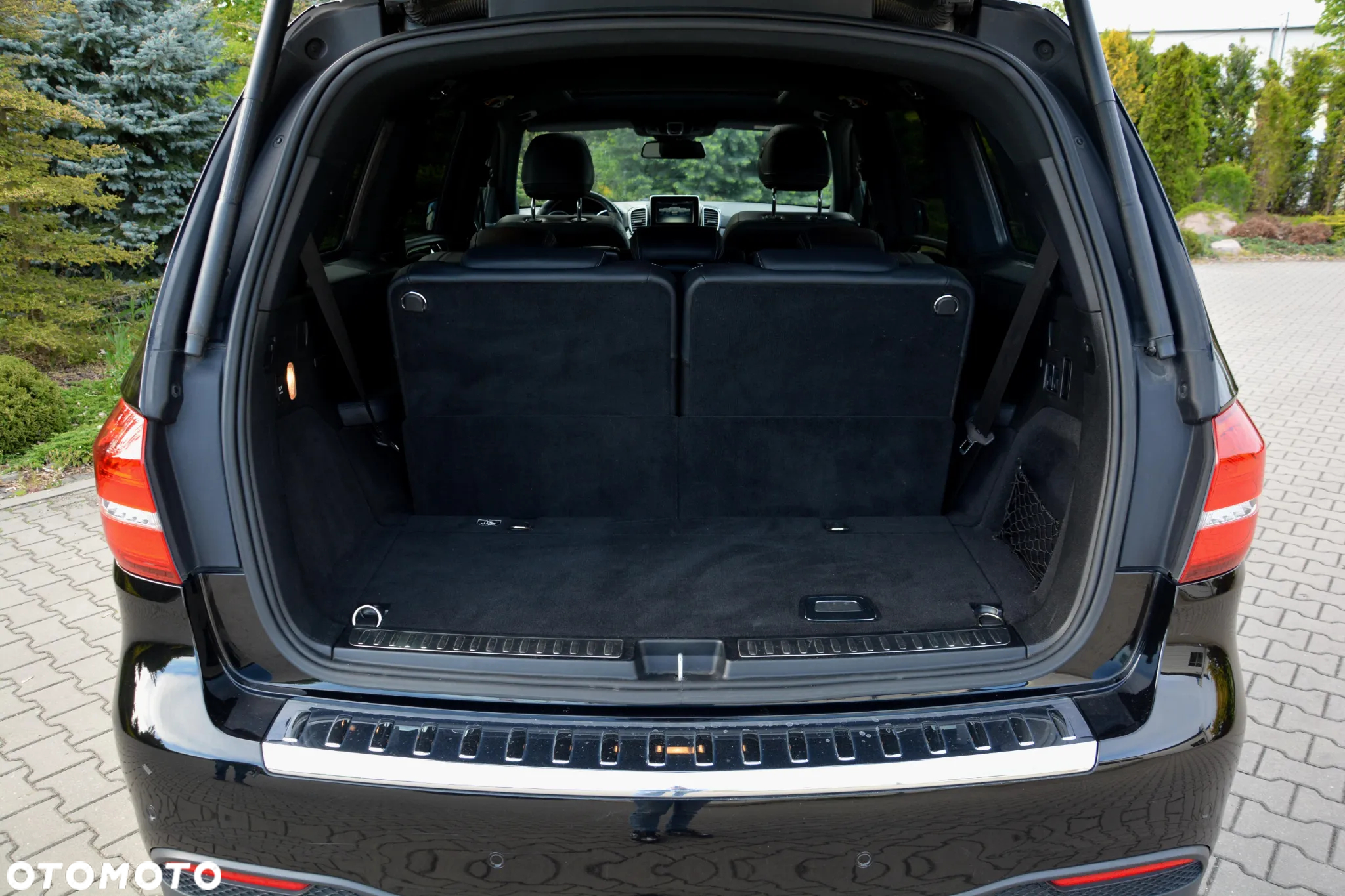 Mercedes-Benz GLS 350 d 4-Matic - 23