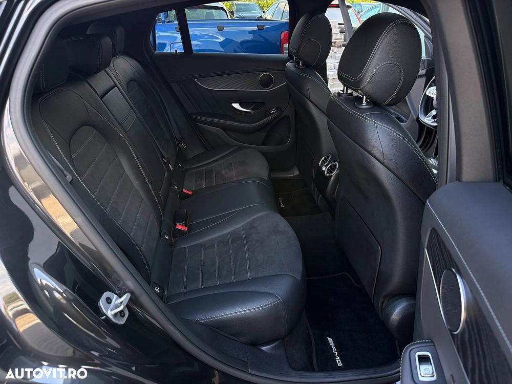 Mercedes-Benz GLC Coupe 300 d 4Matic 9G-TRONIC AMG Line Plus - 23
