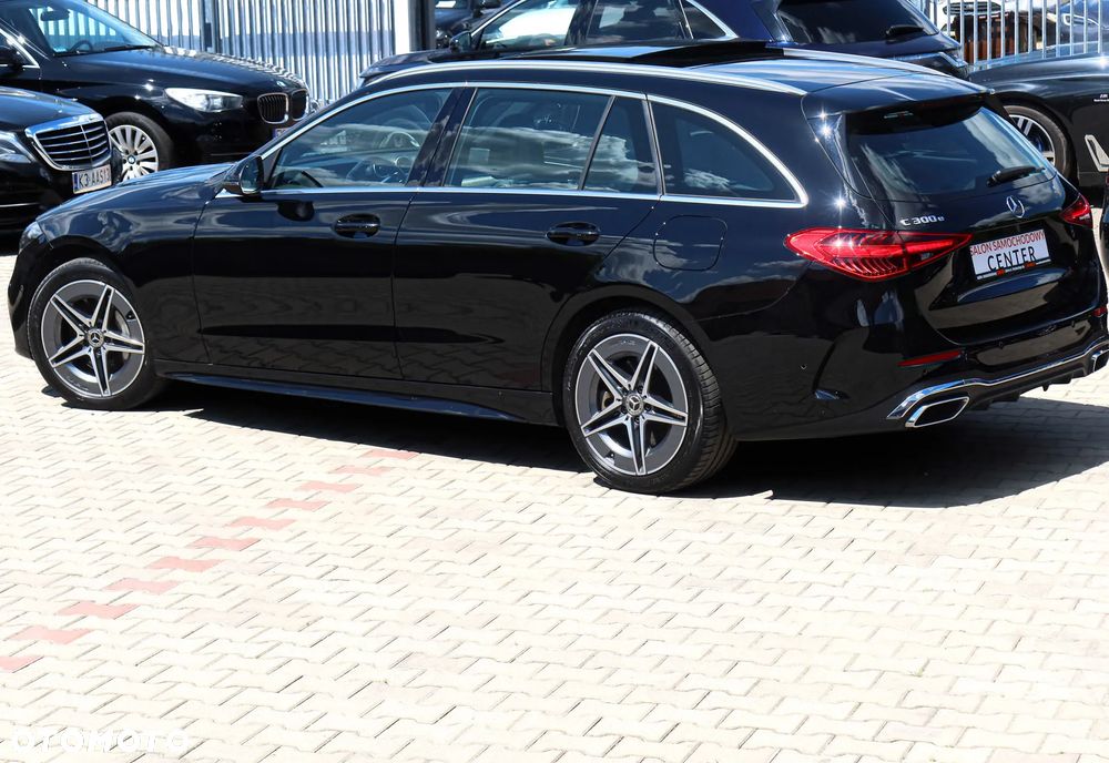 Mercedes-Benz Klasa C 300 e PHEV AMG - 29