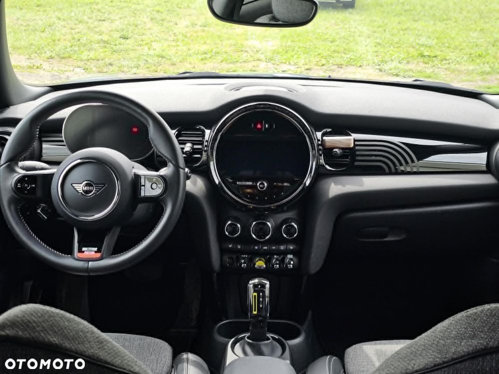 MINI Cooper SE - 23