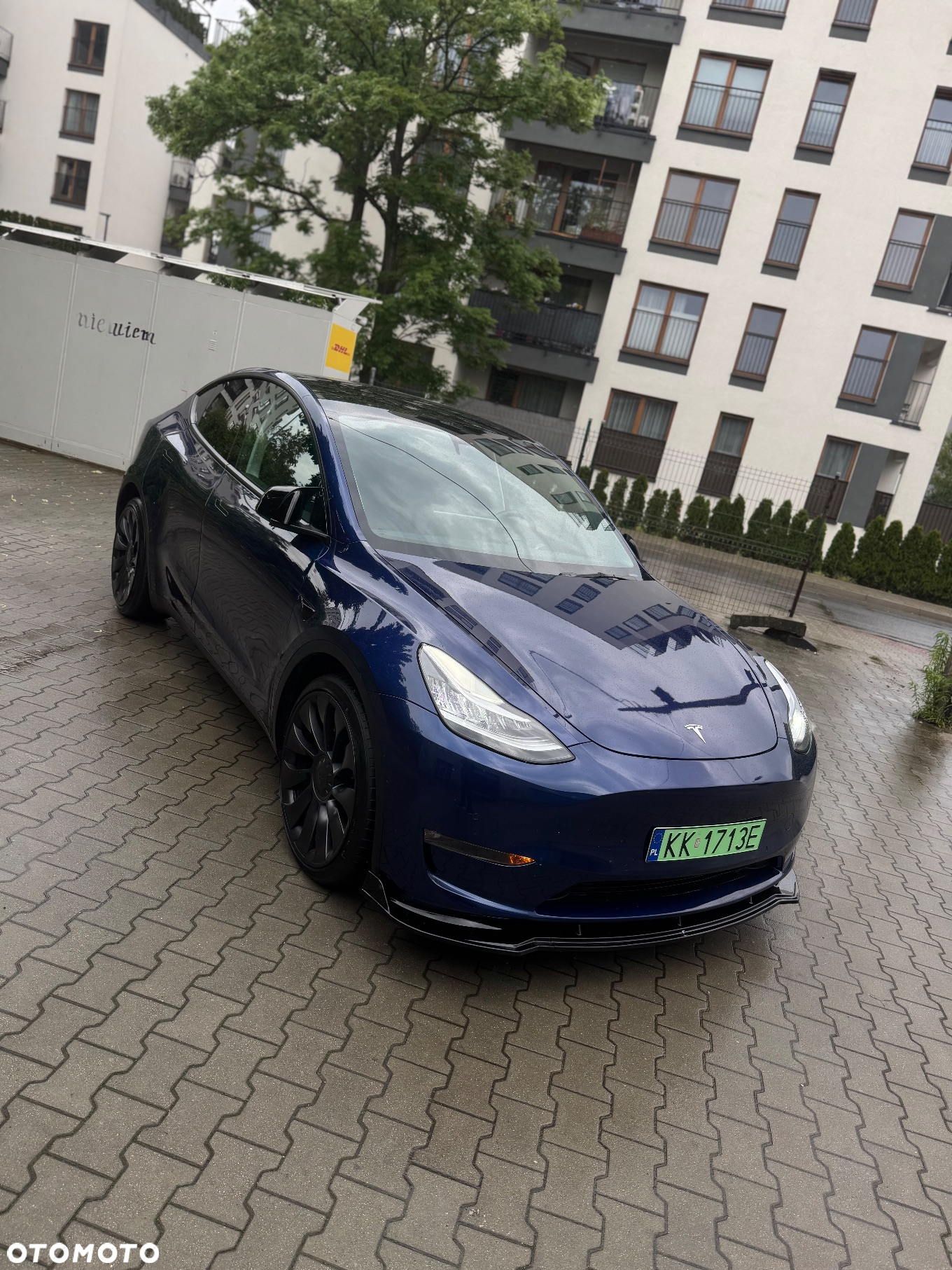 Tesla Y - 6