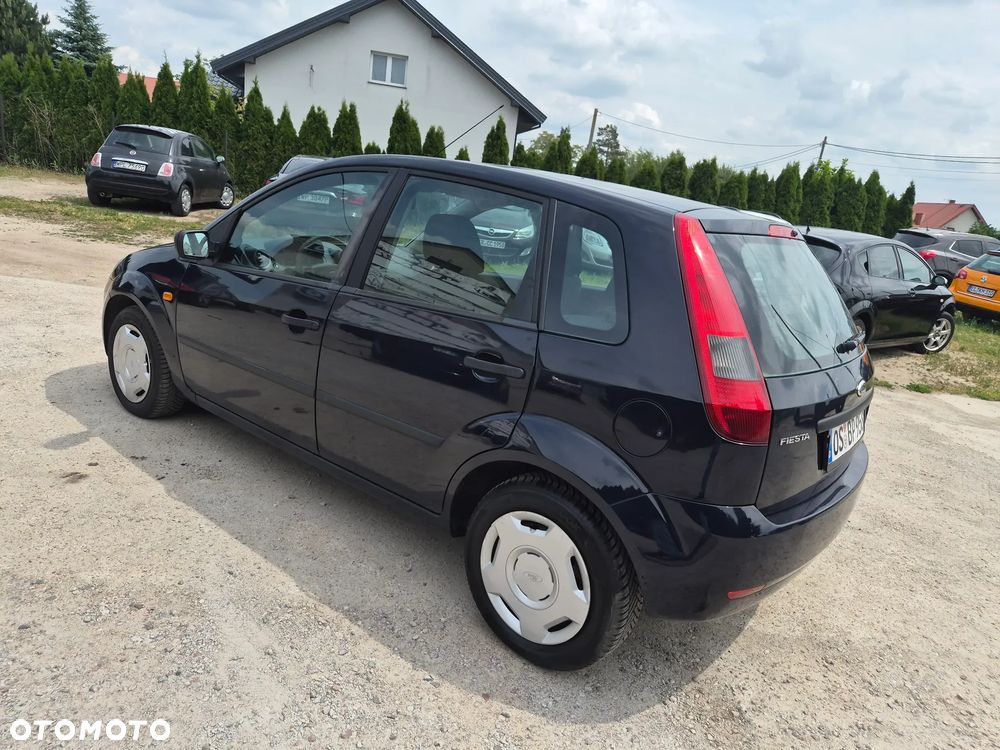 Ford Fiesta 1.3 Ghia - 17
