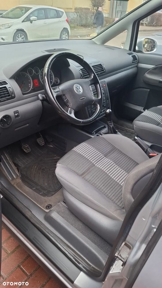 Volkswagen Sharan 2.0 TDI Trendline - 3