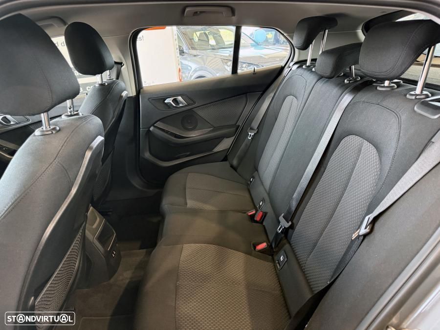 BMW 116 d Corporate Edition Auto - 24
