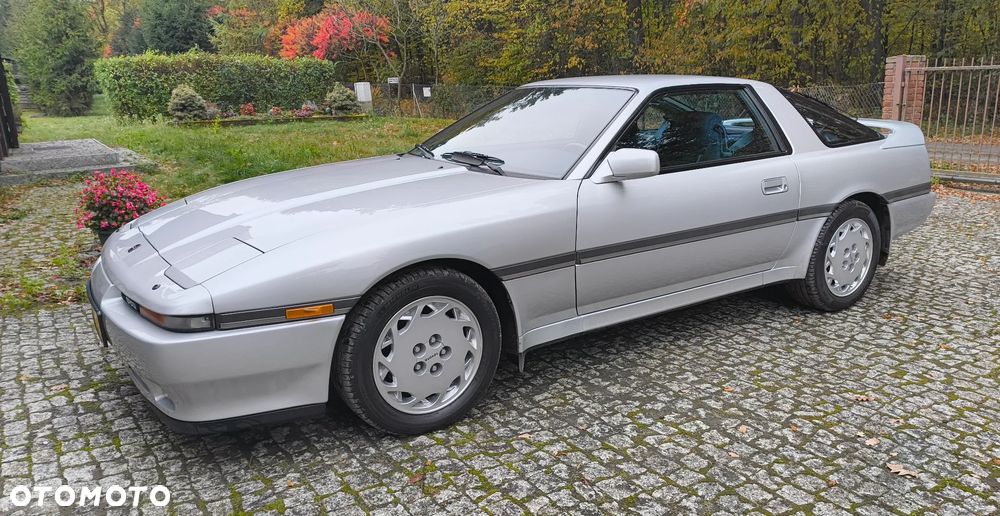 Toyota Supra - 4