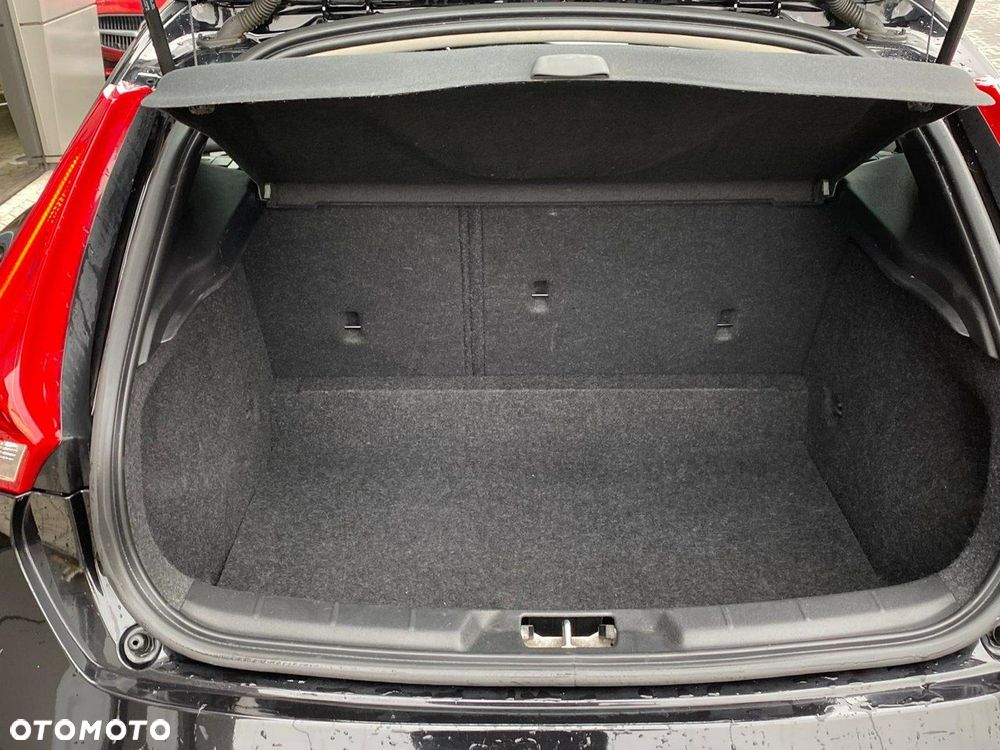 Volvo V40 D2 Drive-E SCR Momentum - 6