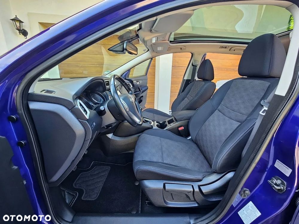 Nissan Qashqai 1.2 DIG-T N-Connecta - 18