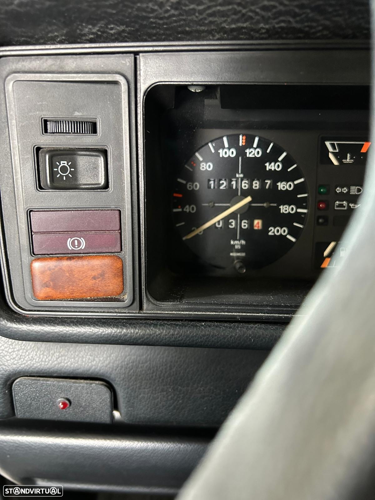 VW Golf Cabriolet 1.6 - 9