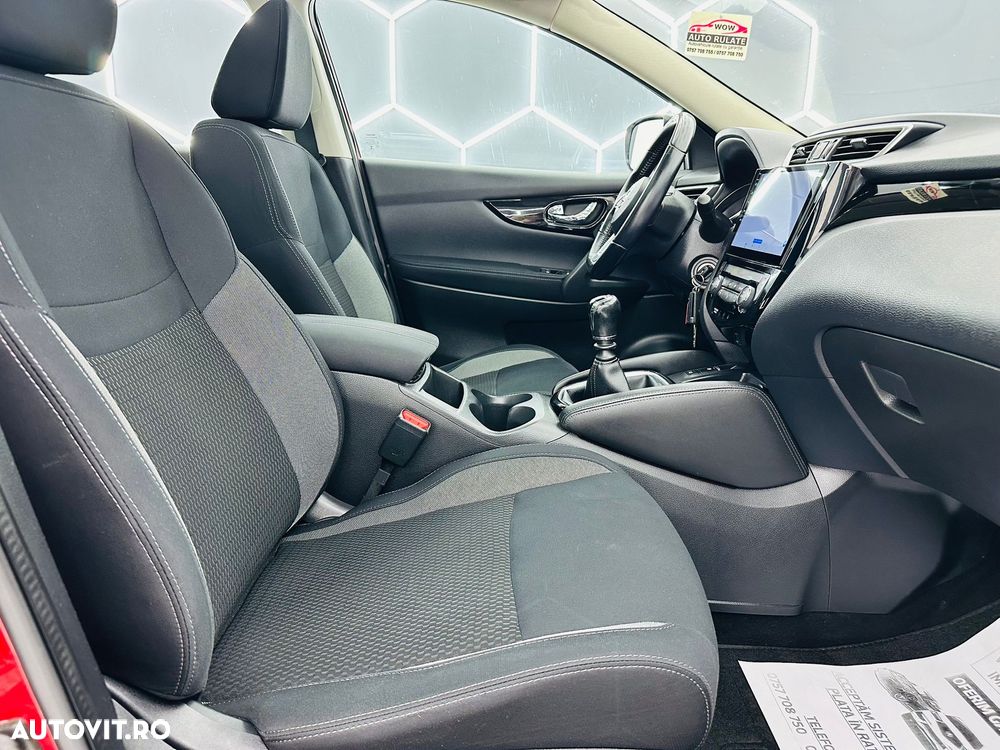 Nissan Qashqai 1.2 DIG-T N-Vision - 16