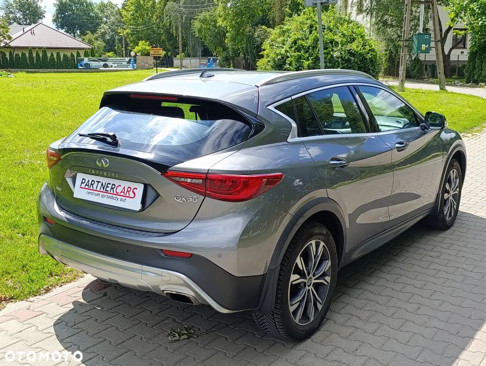 Infiniti QX30 2.0t DCT AWD Premium - 5