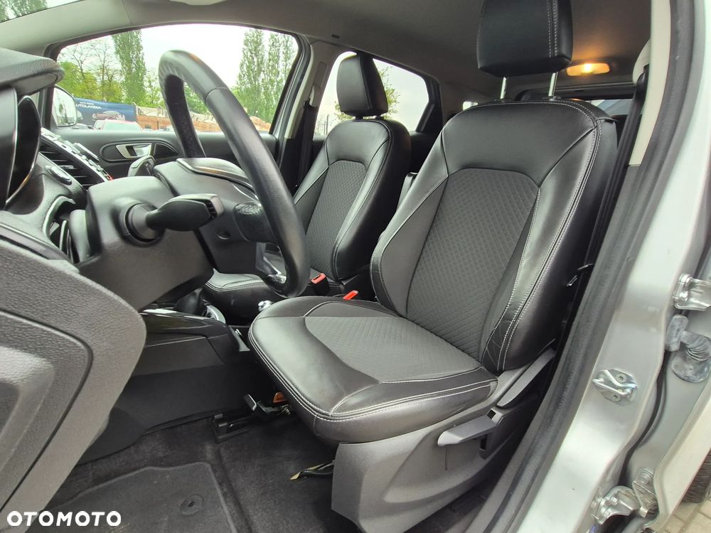 Ford EcoSport 1.0 EcoBoost TITANIUM - 24