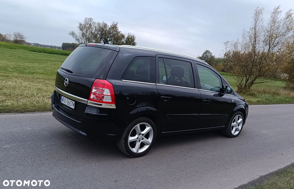 Opel Zafira - 4