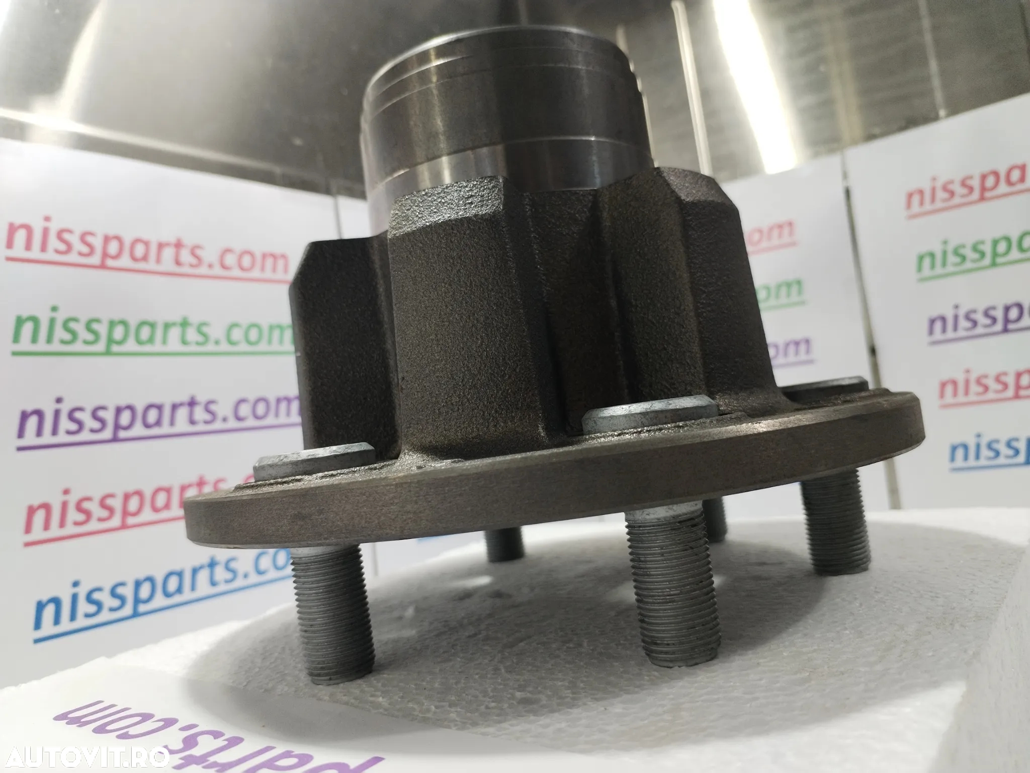 Butuc roata fata NISSAN ATLEON L35 ECO-T100 L35-09 EBRO L35-08 SEMERING ROATA RULMENTI DISC PLACUTE SURUBURI KIT PIVOTARE - 38
