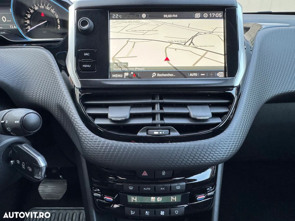 Peugeot 2008 PureTech 110 Stop&Start EAT6 Allure - 23